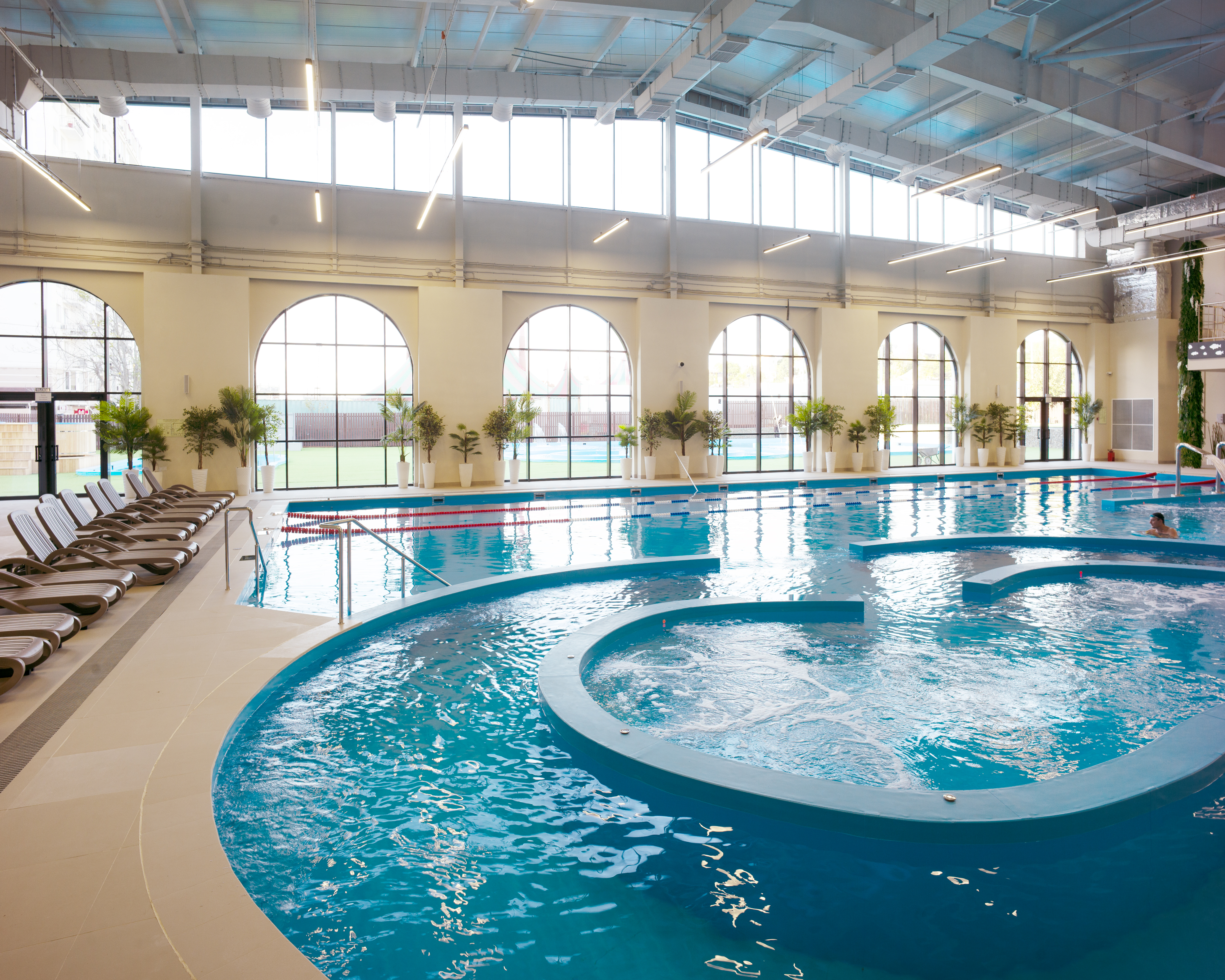 Бассейн «Ленивая река»